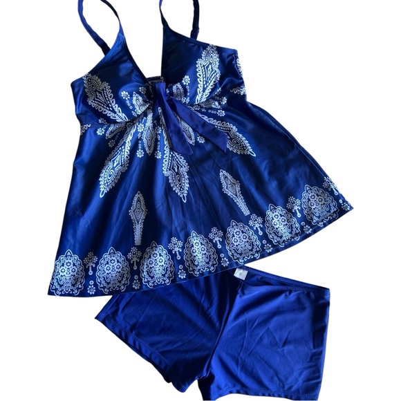 Blue Paisley Tankini Set - Picture 7 of 8